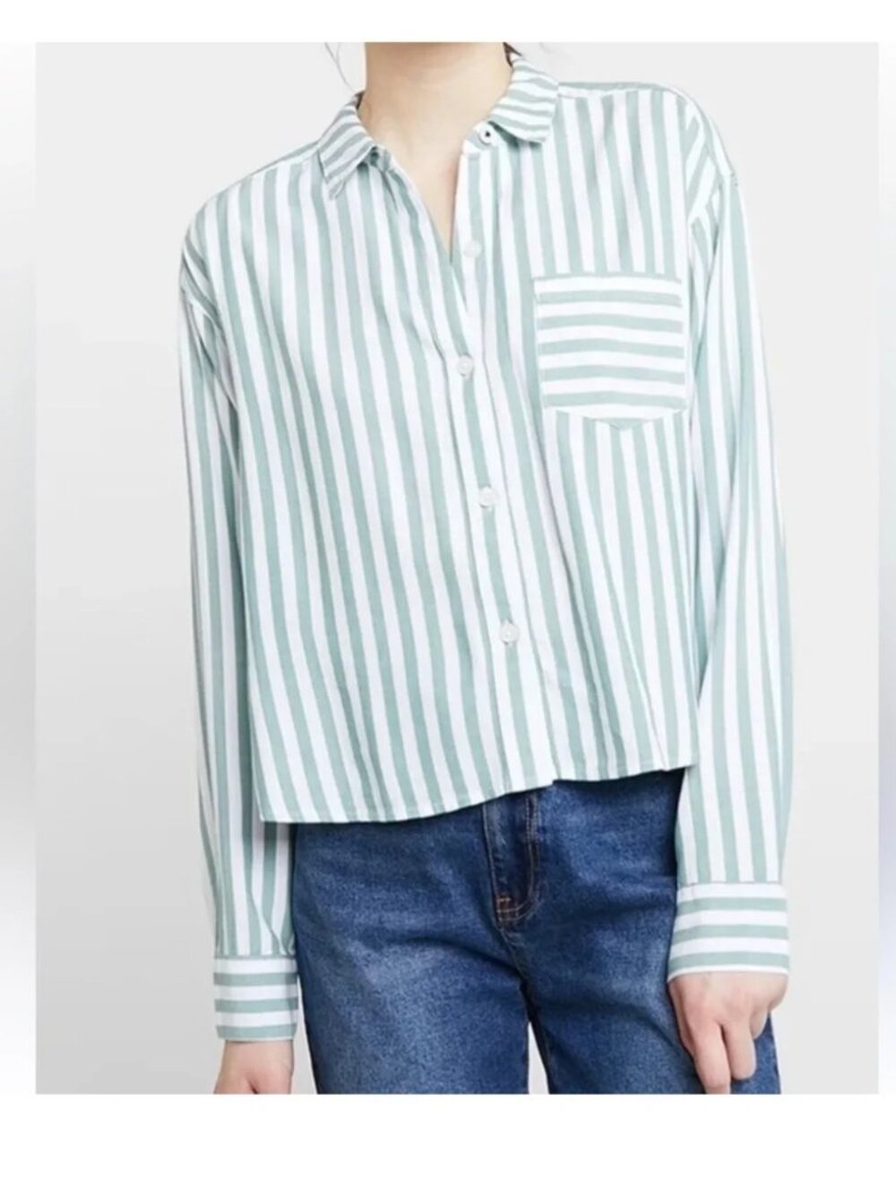 😎 ABERCROMBIE & FITCH😎 Green Striped Boxy Cropped Button Front Shirt - [Small]